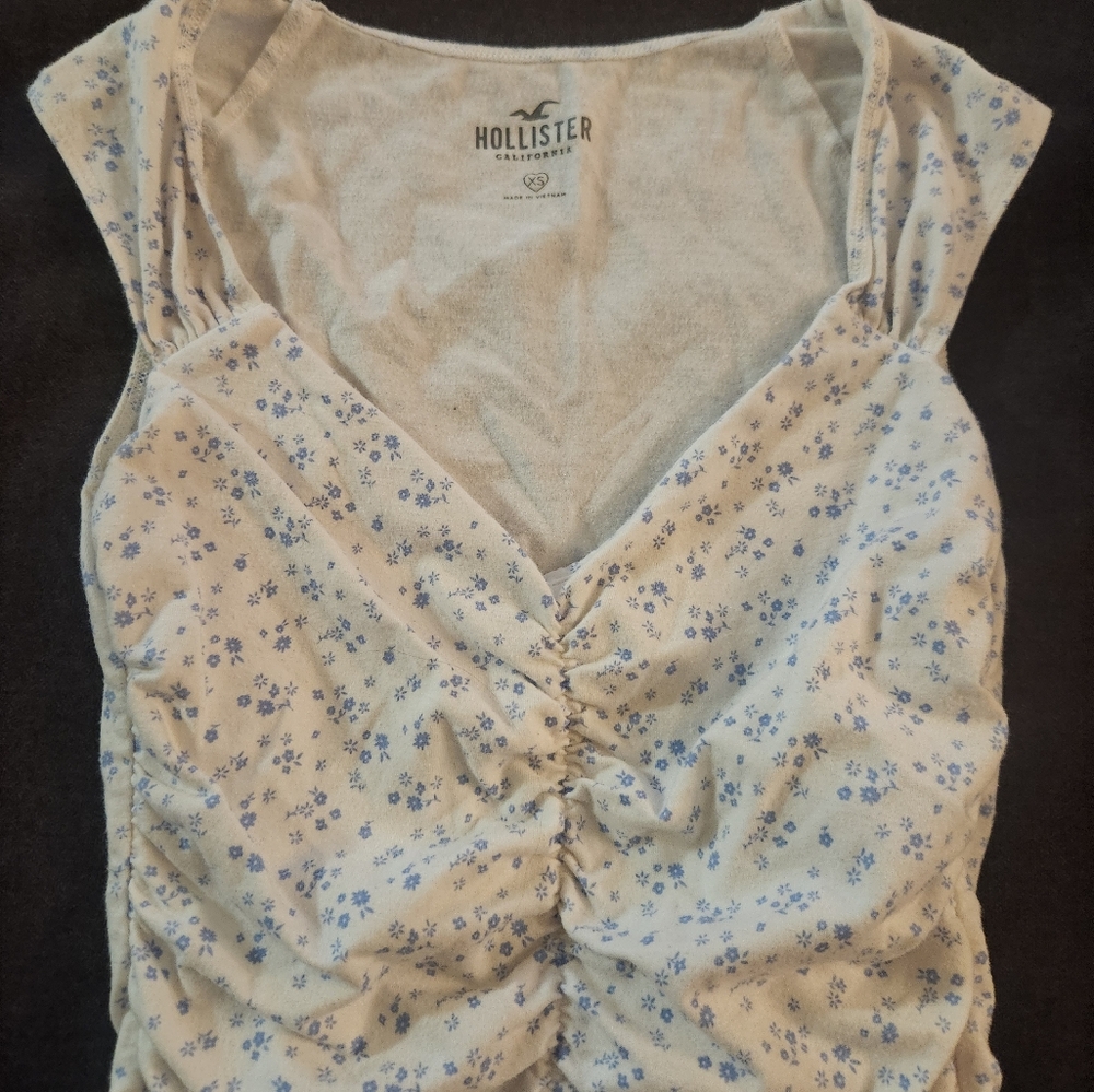 Hollister Floral Sleeveless Top